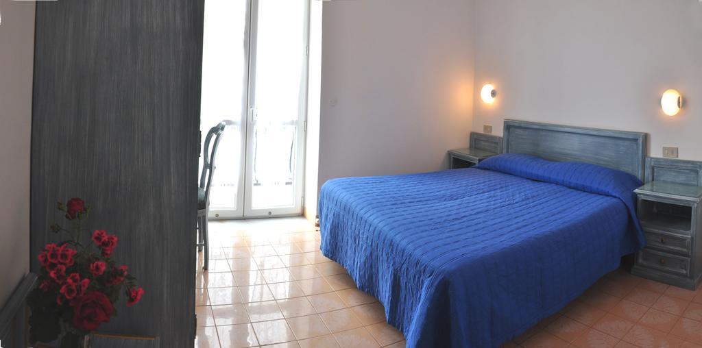 Hotel Residence Villa Teresa Casamicciola Terme Esterno foto